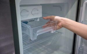 LG Ice Maker Not Working? Fix It FAST With These DIY Hacks