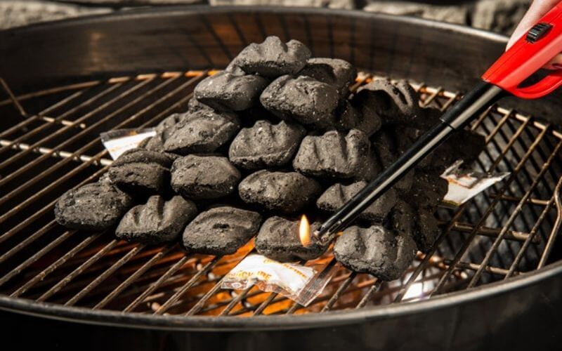 Charcoal BBQ with Fire Starters