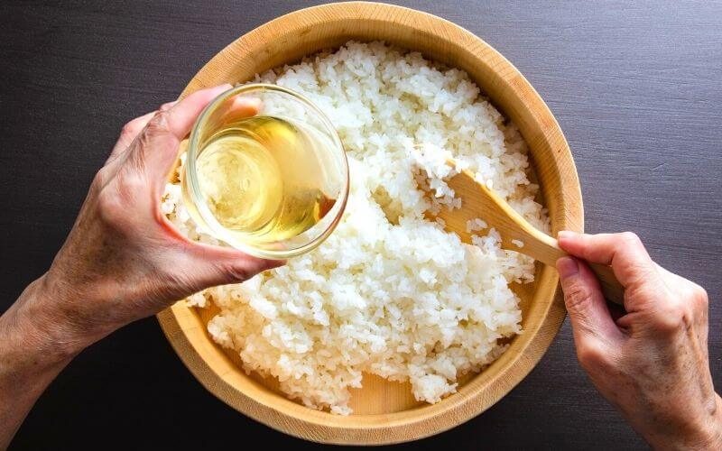 6 Things You Can Substitute for Rice Vinegar: Easy Options to Use Instead