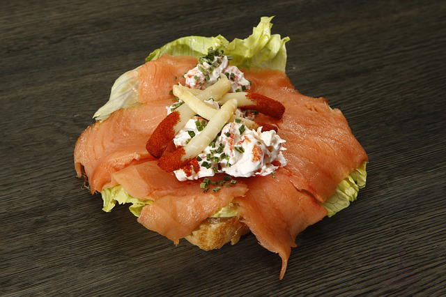 salmon sandwich