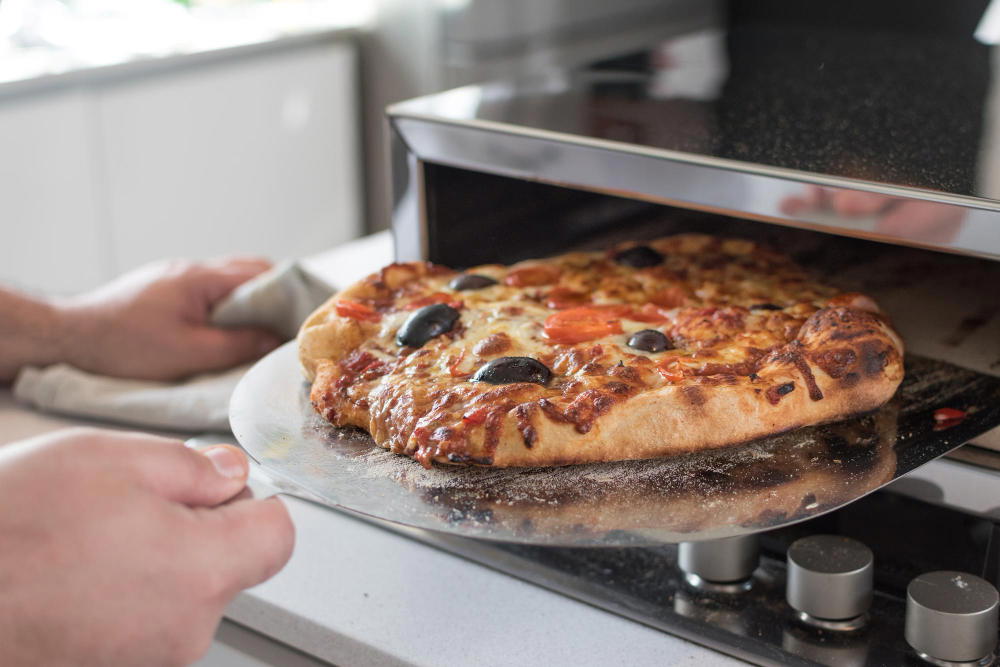 How Long Should You Reheat Pizza in the Oven?