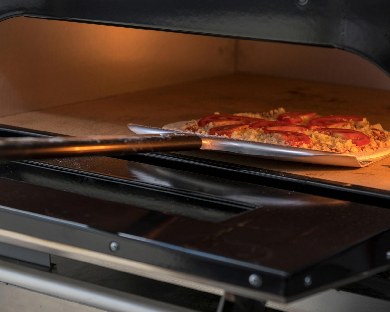 How Long Should You Reheat Pizza In The Oven? • BoatBasinCafe