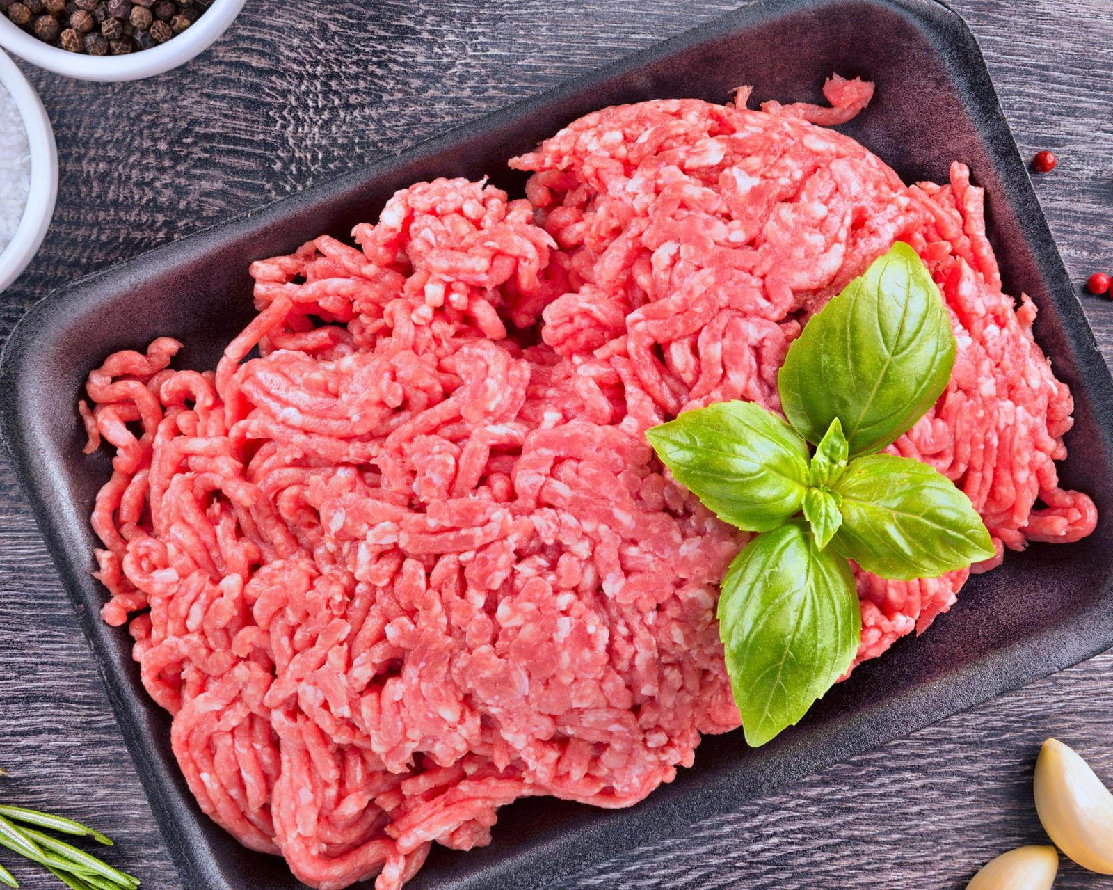 How Long Does Ground Beef Last In The Fridge? • BoatBasinCafe
