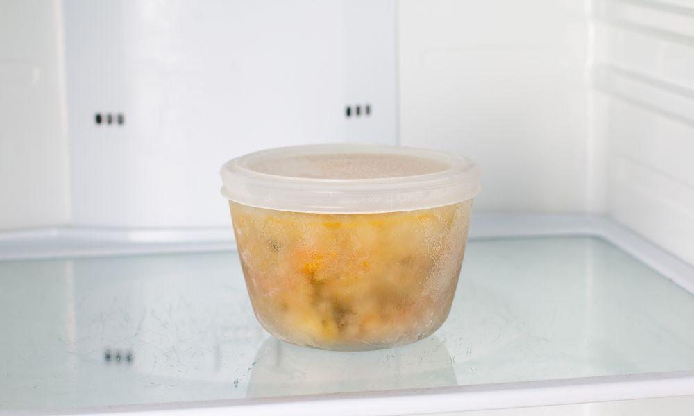 How Long Does Soup Last In The Fridge? 6