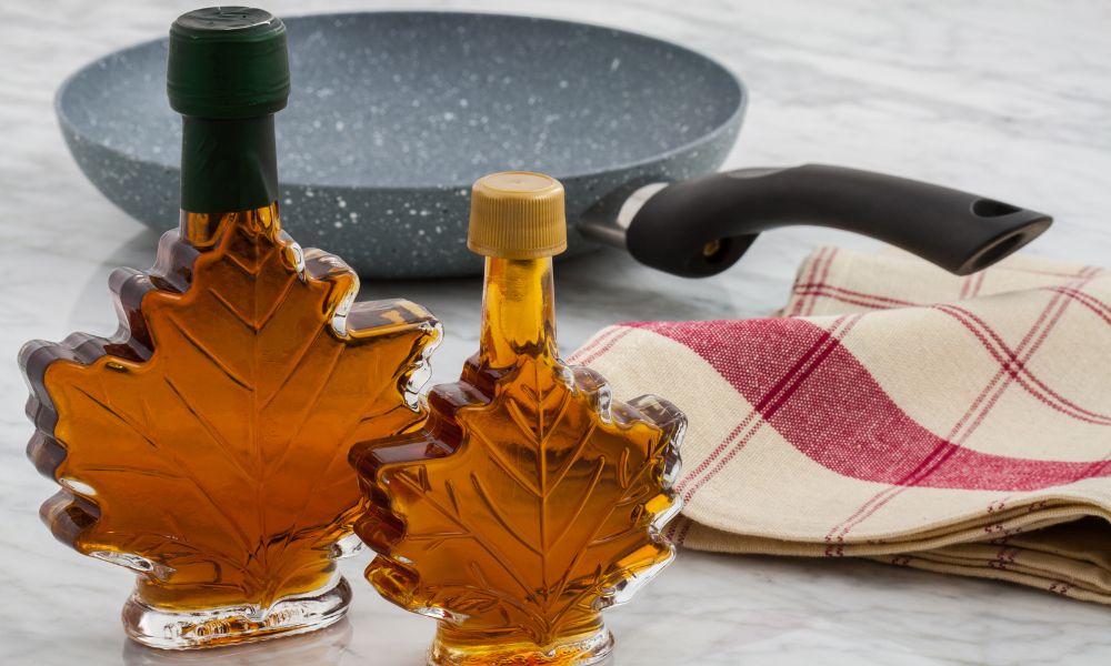 The Sugar Wars: Maple Syrup vs Honey Syrup 3