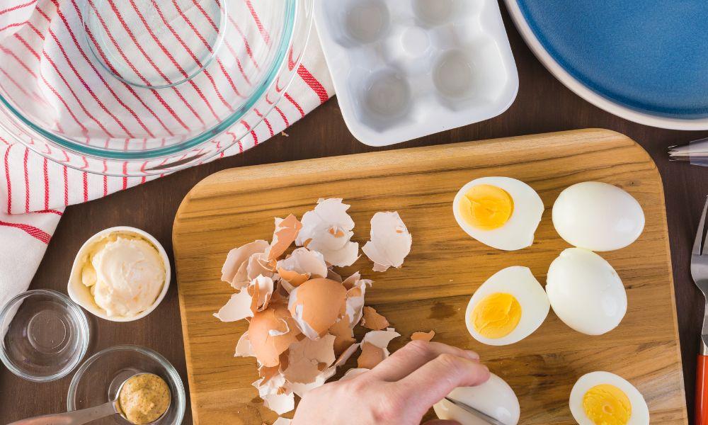 The Complete Guide: How Long Do Deviled Eggs Last in the Fridge? 2