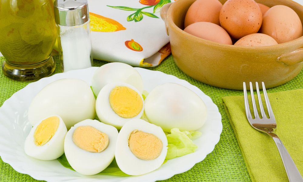 Cracking the Code: How Long Can Hard Boiled Eggs Last in the Fridge? 1