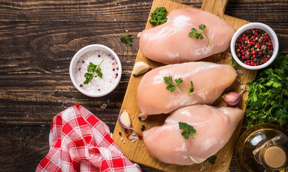 A Guide to Freezing Chicken: How Long Can Chicken Be Frozen in the Freezer? 1