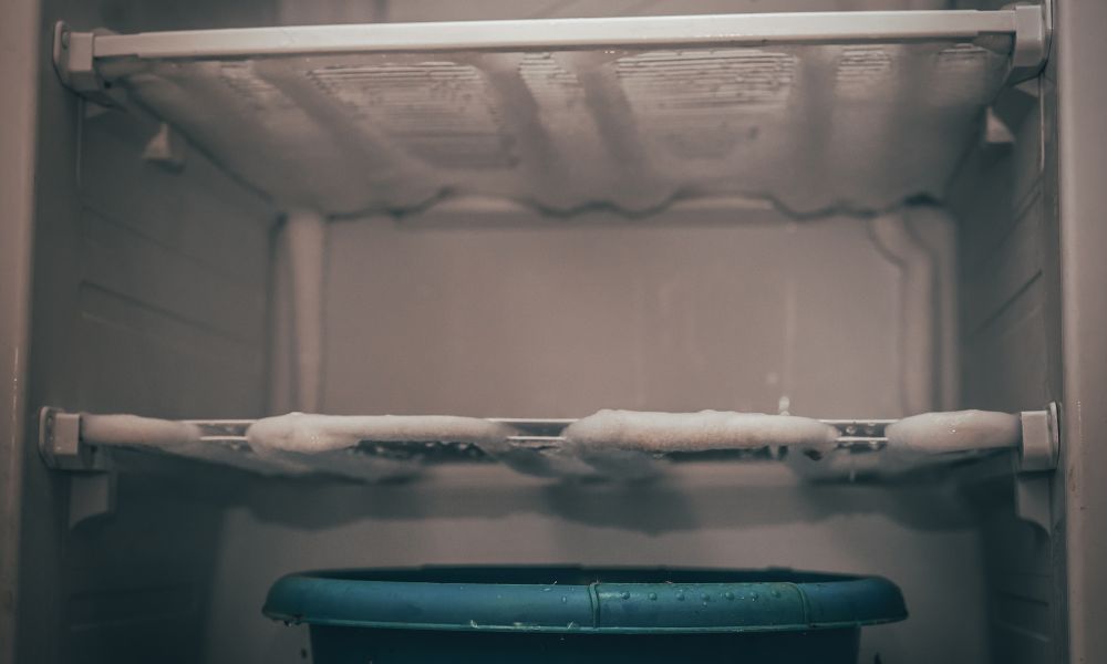 How Long Does It Take A Freezer To Defrost? Defrosting Tips