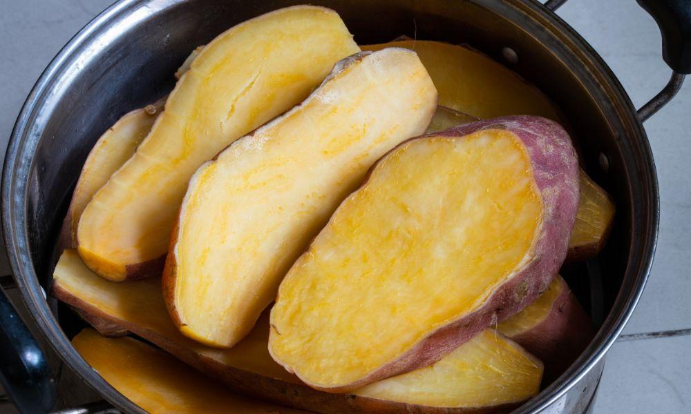 The Ultimate Guide on How to Store Sweet Potatoes Once Cut 3