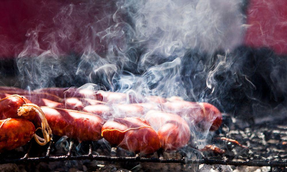 Smoke Sausages Like a Pro: Ultimate Guide to Flavorful Results 2