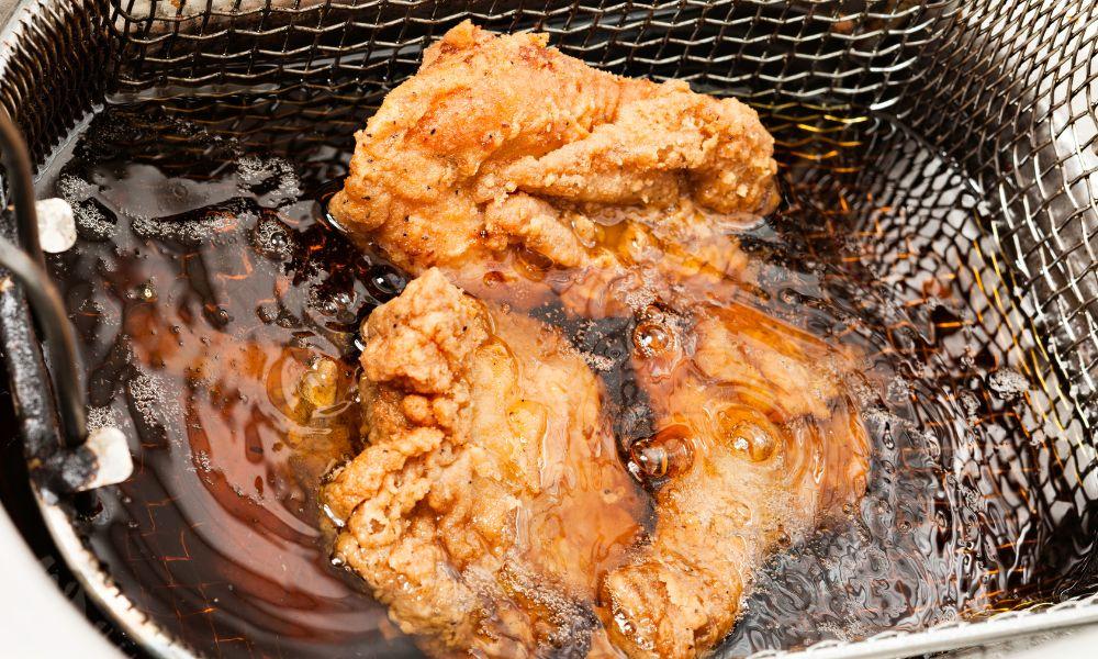 Unlocking Perfect Fried Chicken: The Art of Oil Temperature Control 1
