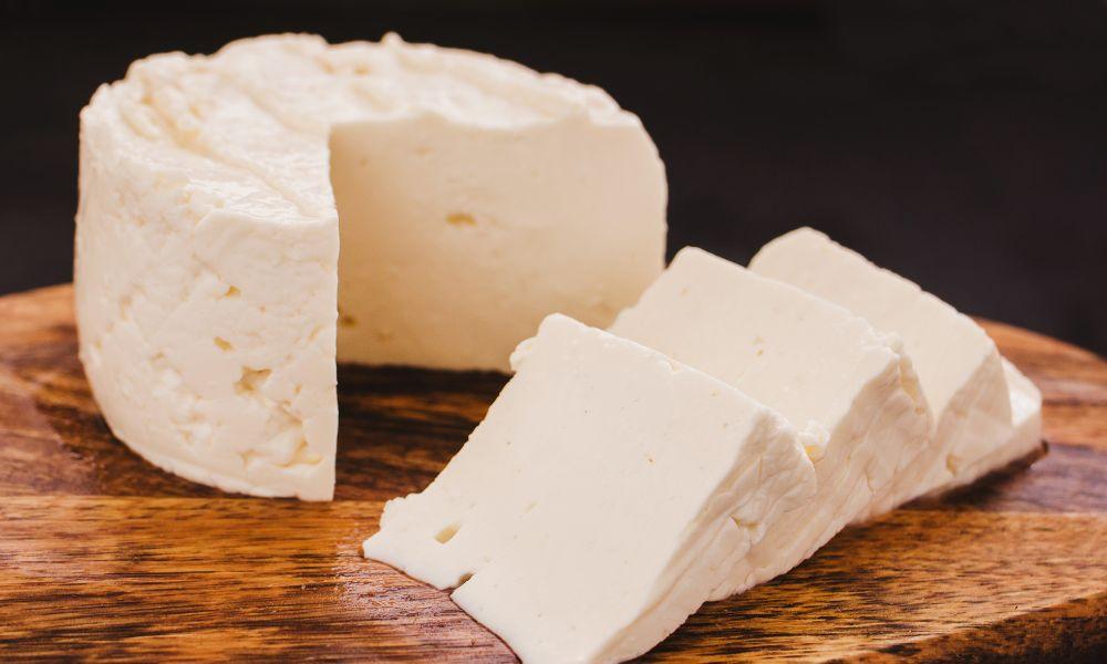 Top 10 Queso Fresco Substitutes: Elevate Your Dishes Now! 6