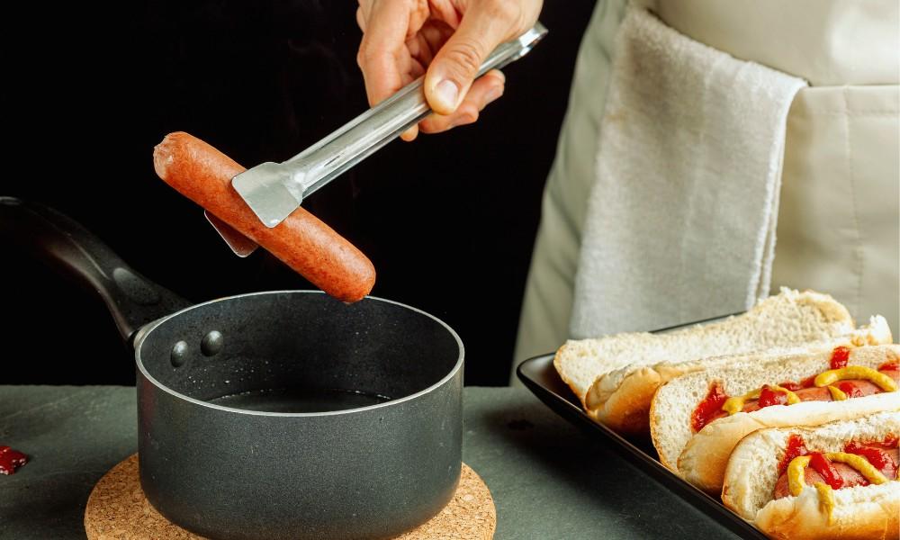 The Right Way to Cook Hot Dogs