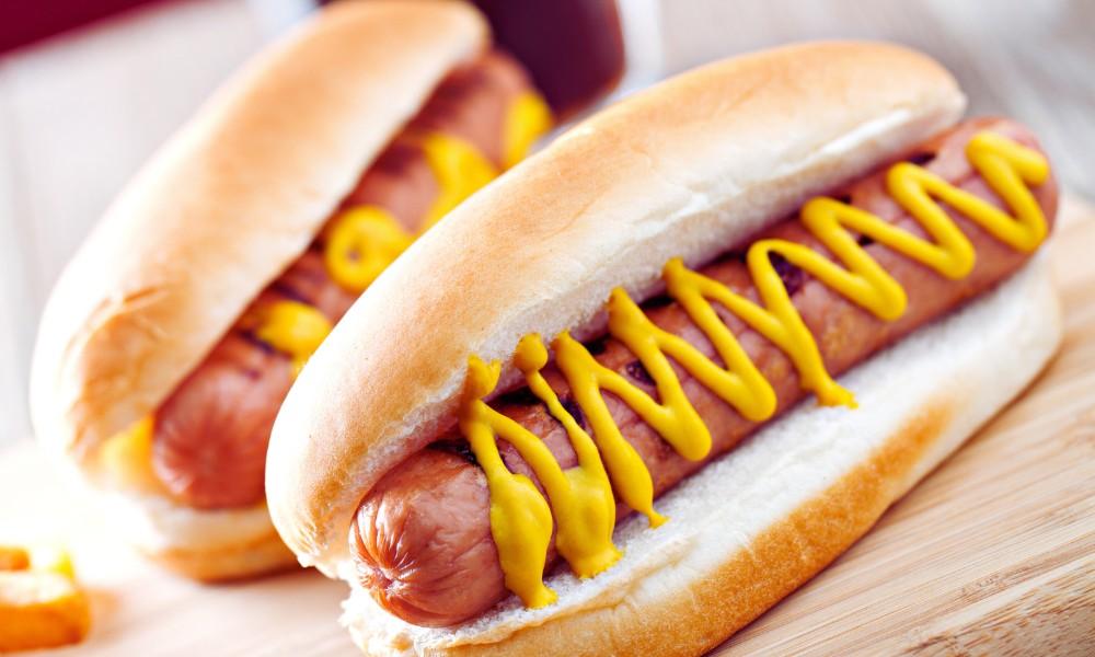 The Origins and Cultural Significance of Polish Dog and Hot Dog
