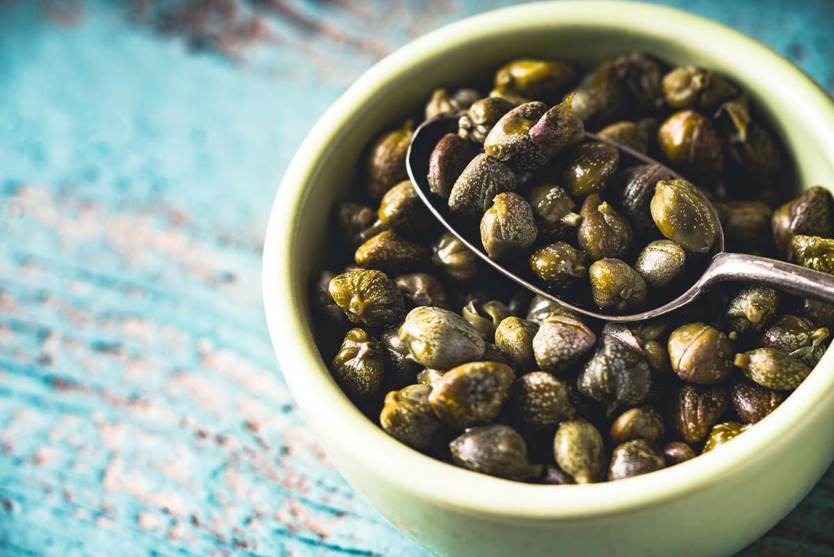 Capers Guide: Finding, Benefits & Varieties