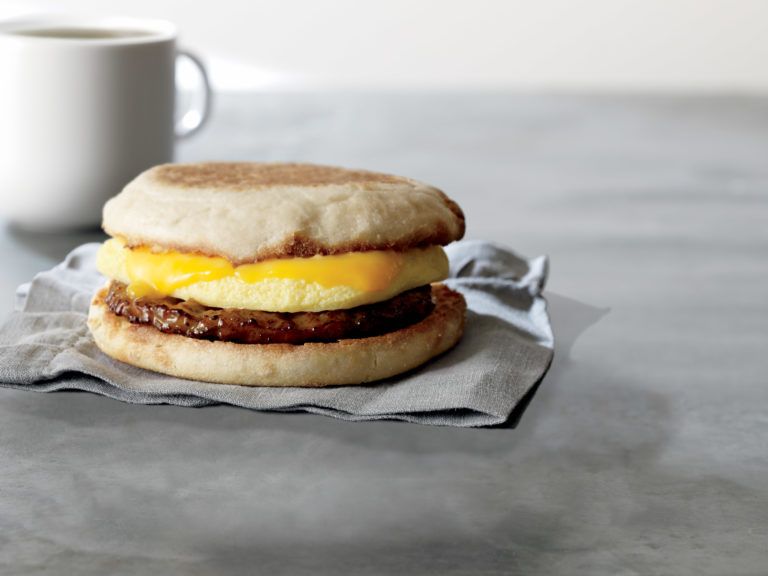 Starbucks sausage & cheddar classic breakfast sandwich