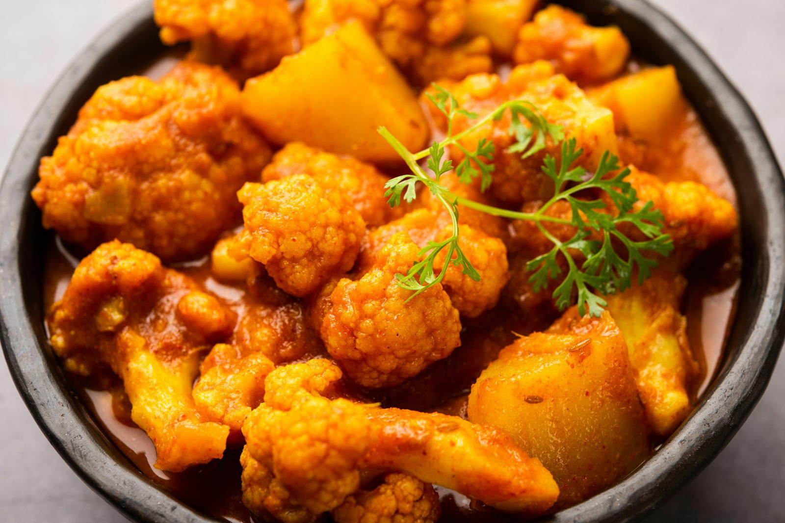 Aloo Gobi Recipe Without Oil: Flavor Burst, Not Bust!